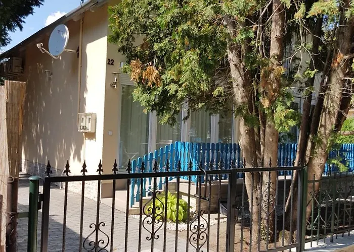 Jo-jo's Nyaralohaz Feriehus Siófok